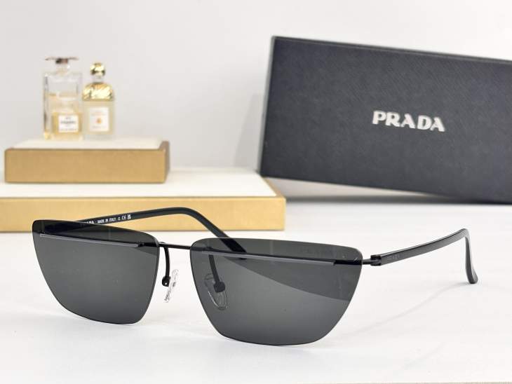 Picture of Prada Sunglasses _SKUfw75760544fw